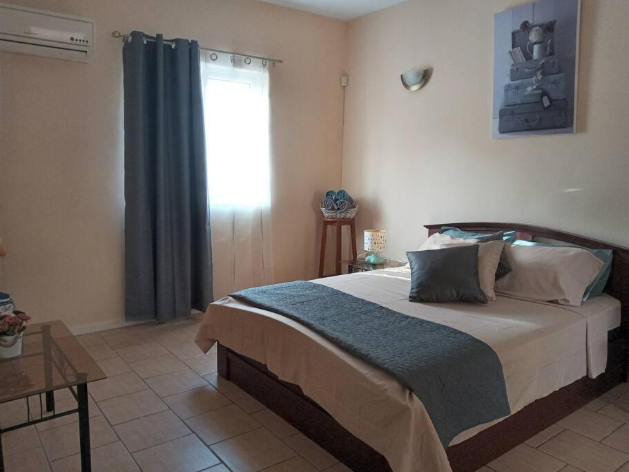 Sunshine Luxurious Villa:4 Mins Walk From Beach Flic-en-Flacq Extérieur photo