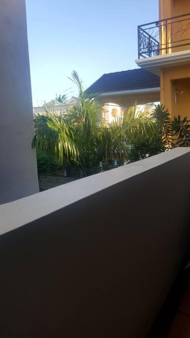 Sunshine Luxurious Villa:4 Mins Walk From Beach Flic-en-Flacq Extérieur photo